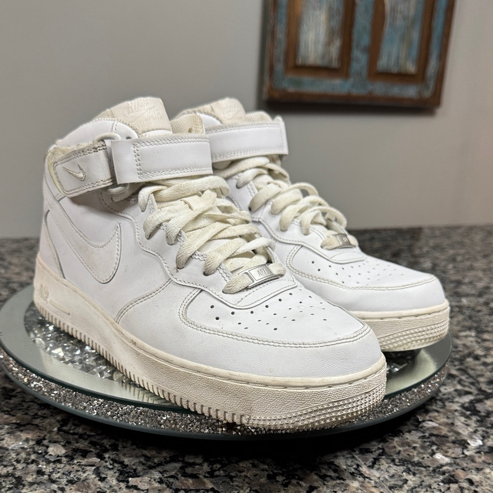 Nike Air Force 1 High-Top Sneakers with Velcro top 9.5